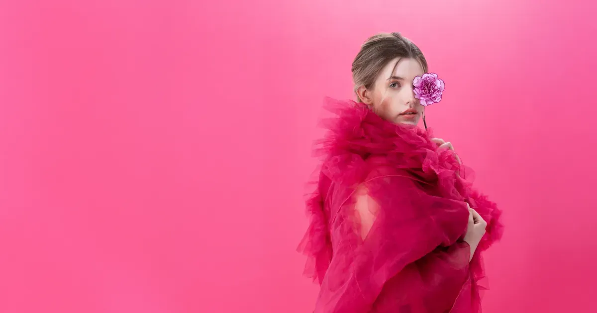 Fashion photography trends in 2025 for e-commerce: let your creativity run wild