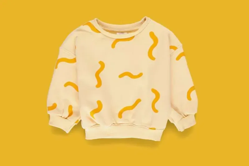 The starter guide on how to photograph clothes like a pro