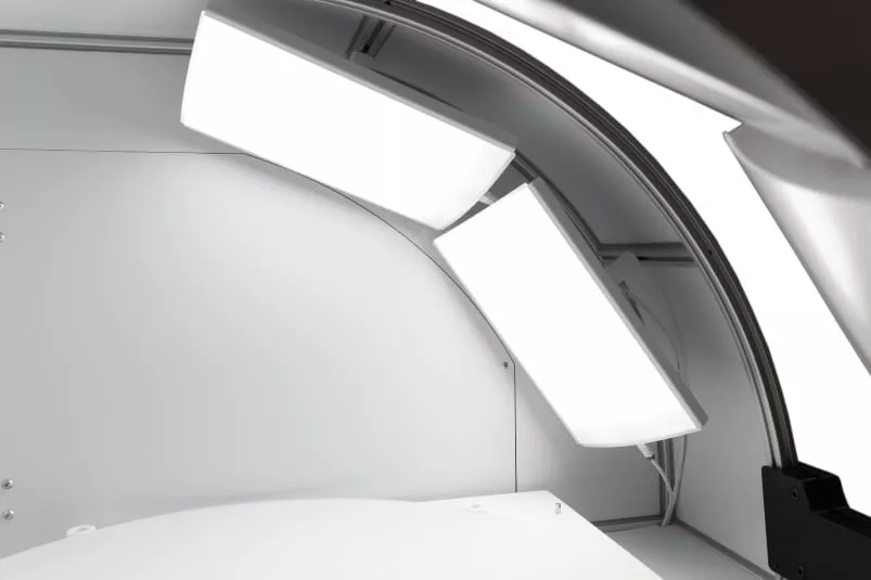 Powerful LED lights on Alphashot 360