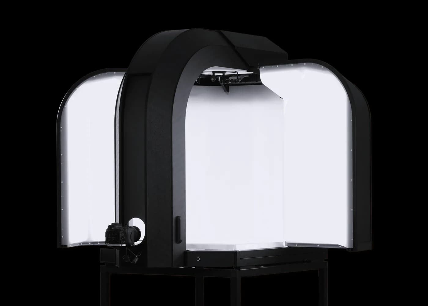 Operator at Alphashot XL G2