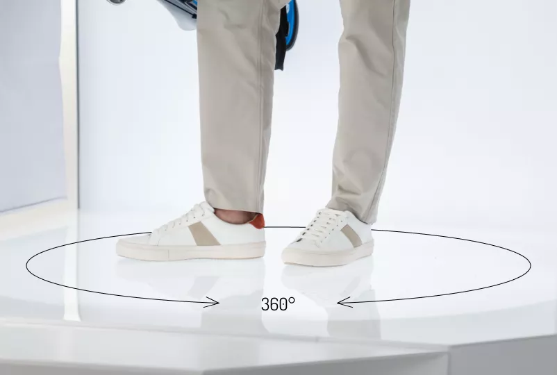 Motorized turntable on Alphastudio XXL