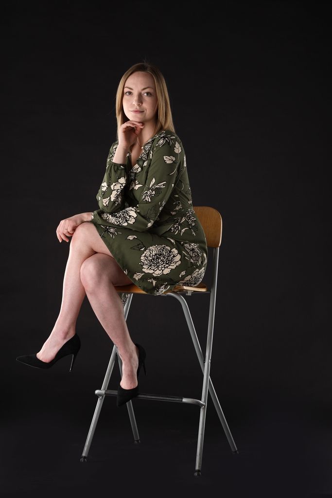 A model black background