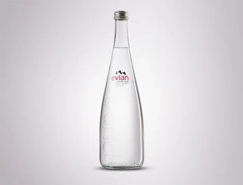 Water bottle lighted from the side and from the back