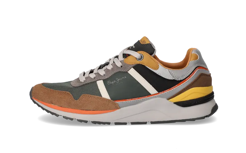 sneakers product photography - left side