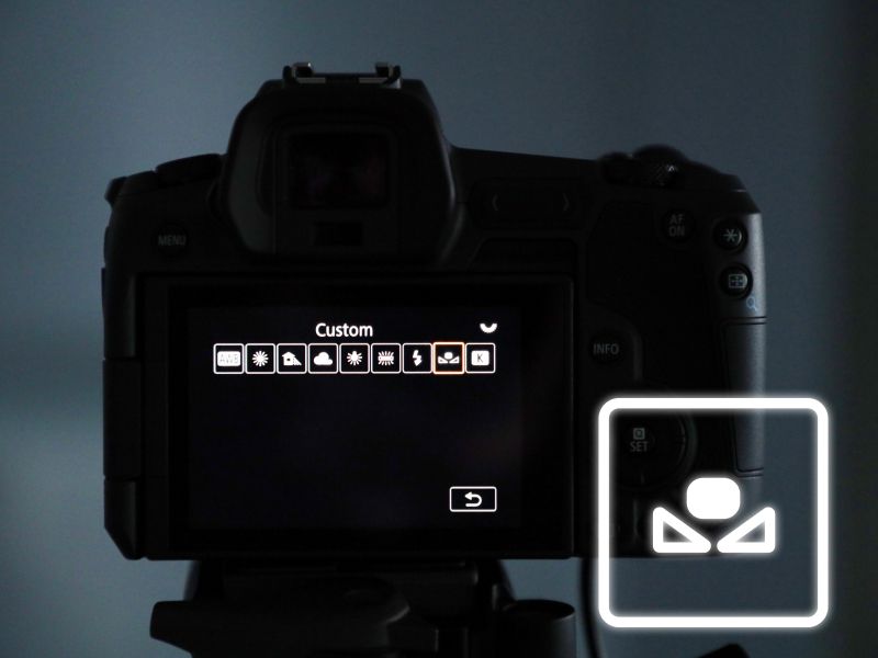 Choosing custom white balance for a photo