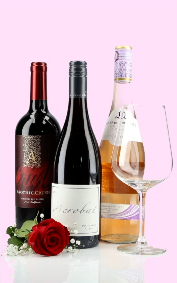 First image captured with default settings and no accessories -on pink colored background First image captured with default settings and no accessories -on pink colored background