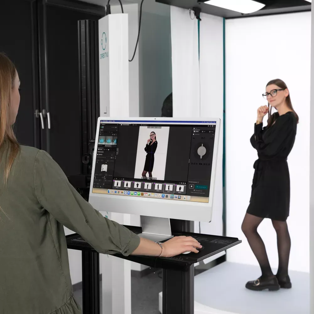  Professional Photo Studio Session with Photographer and Model