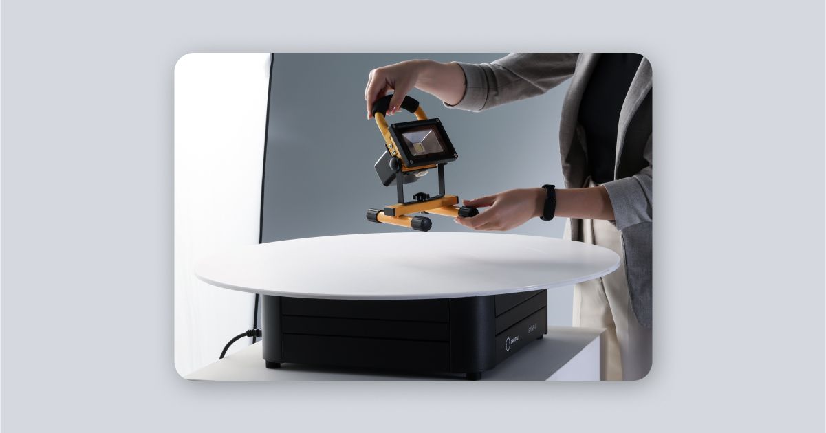 4_fb_flawless_360_product_photography_orbitvu_turntable_g2.jpg