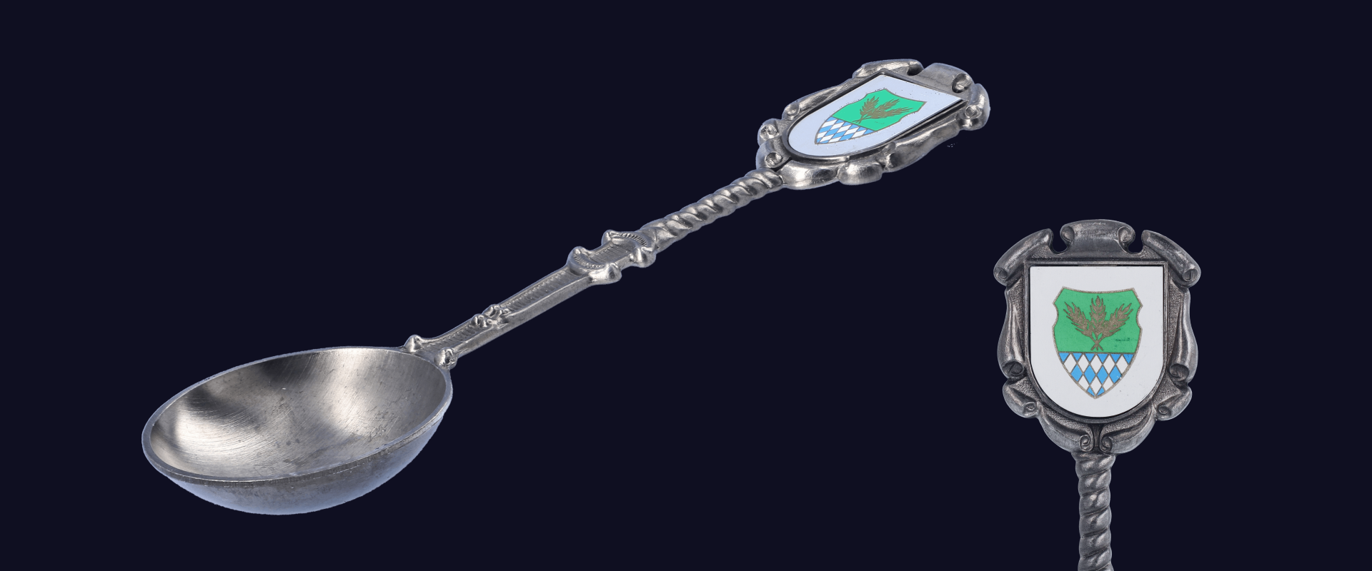 Antique photography max.png