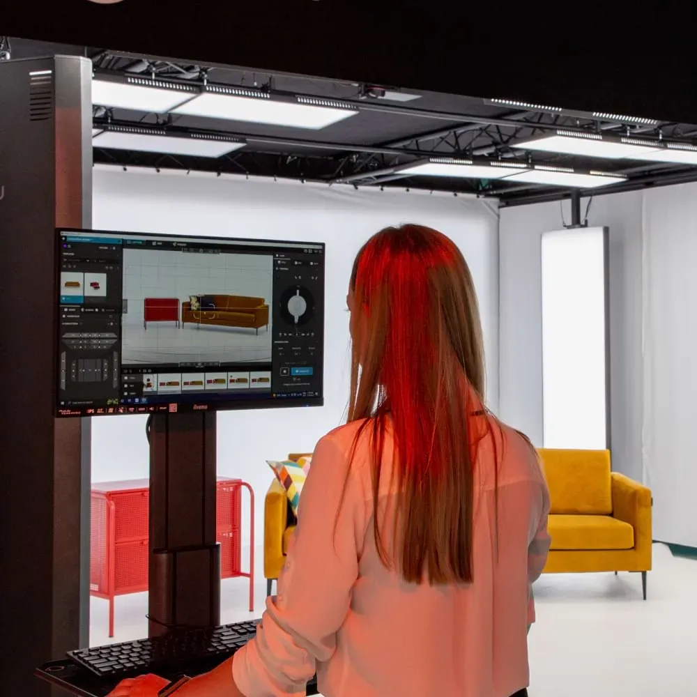 Studio Technician Operating 360 Photography Software