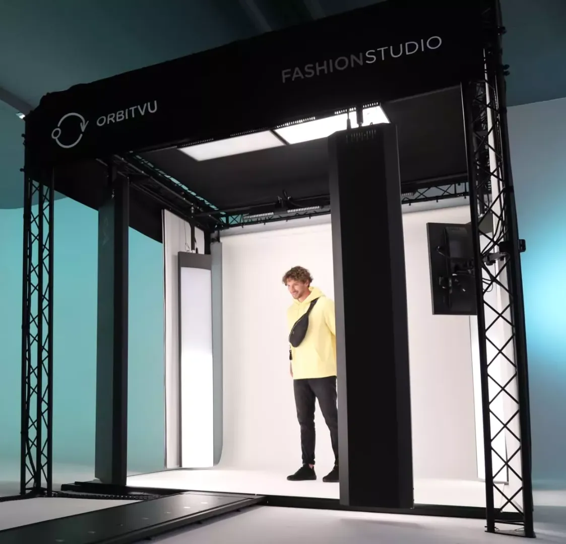 Fashion Studio model inside Orbitvu live model photography setup